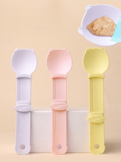 Pawlick™ — Squeeze Feeding Spoon